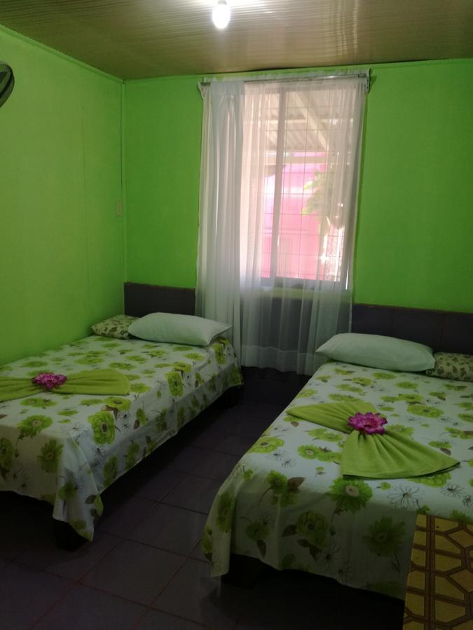 Hotel Margarita Sierpe Kültér fotó